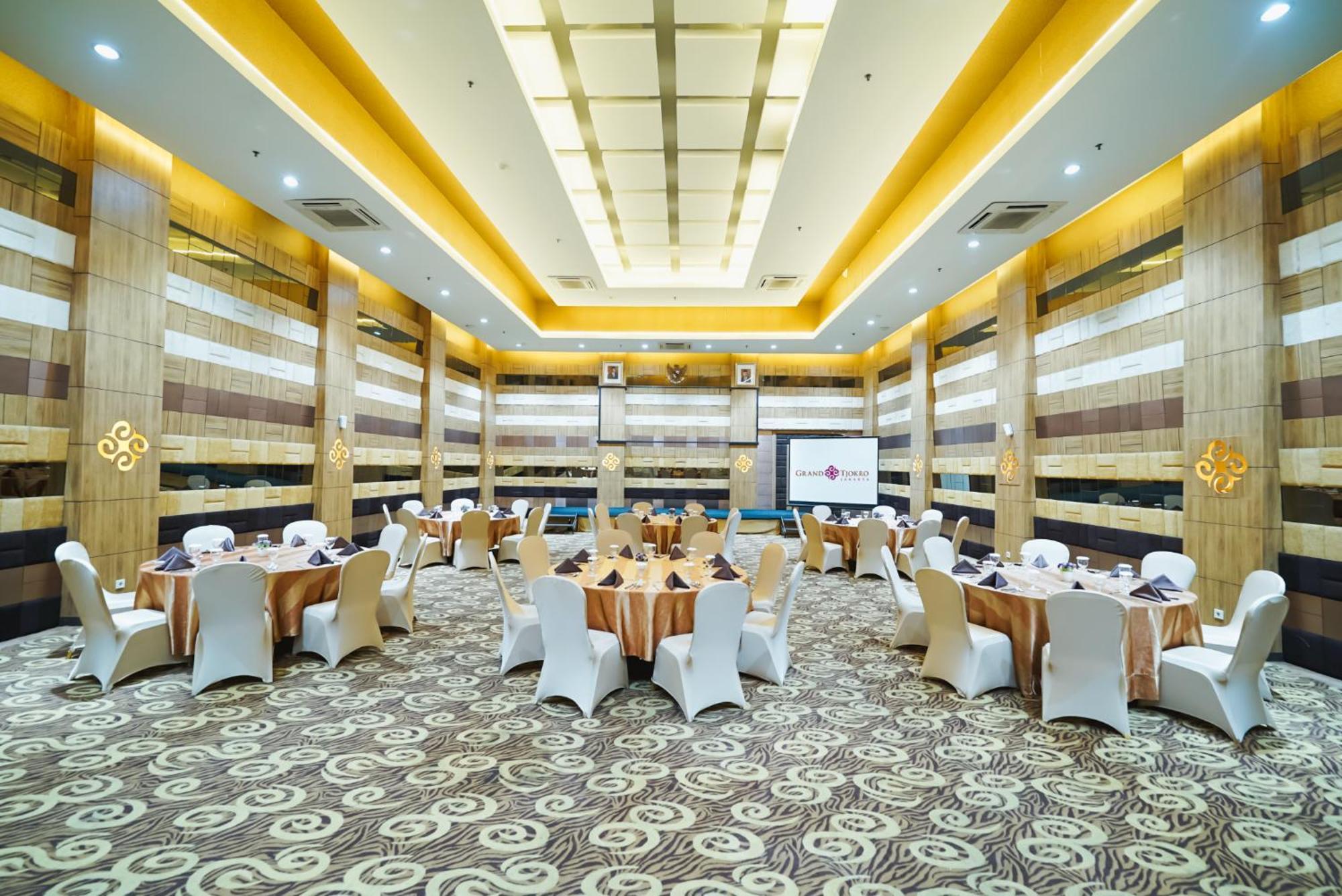 Grand Tjokro Jakarta Exterior photo