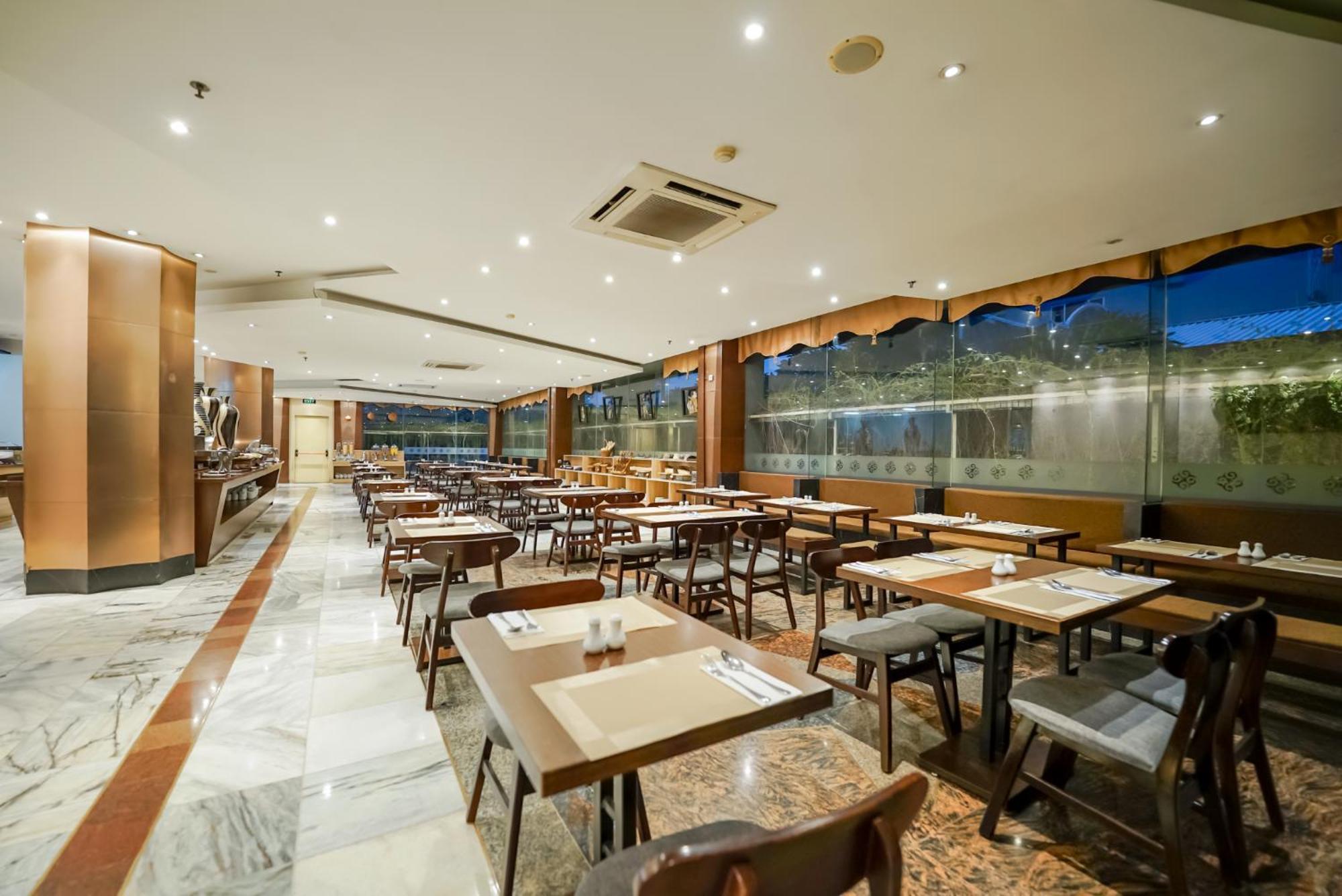 Grand Tjokro Jakarta Exterior photo